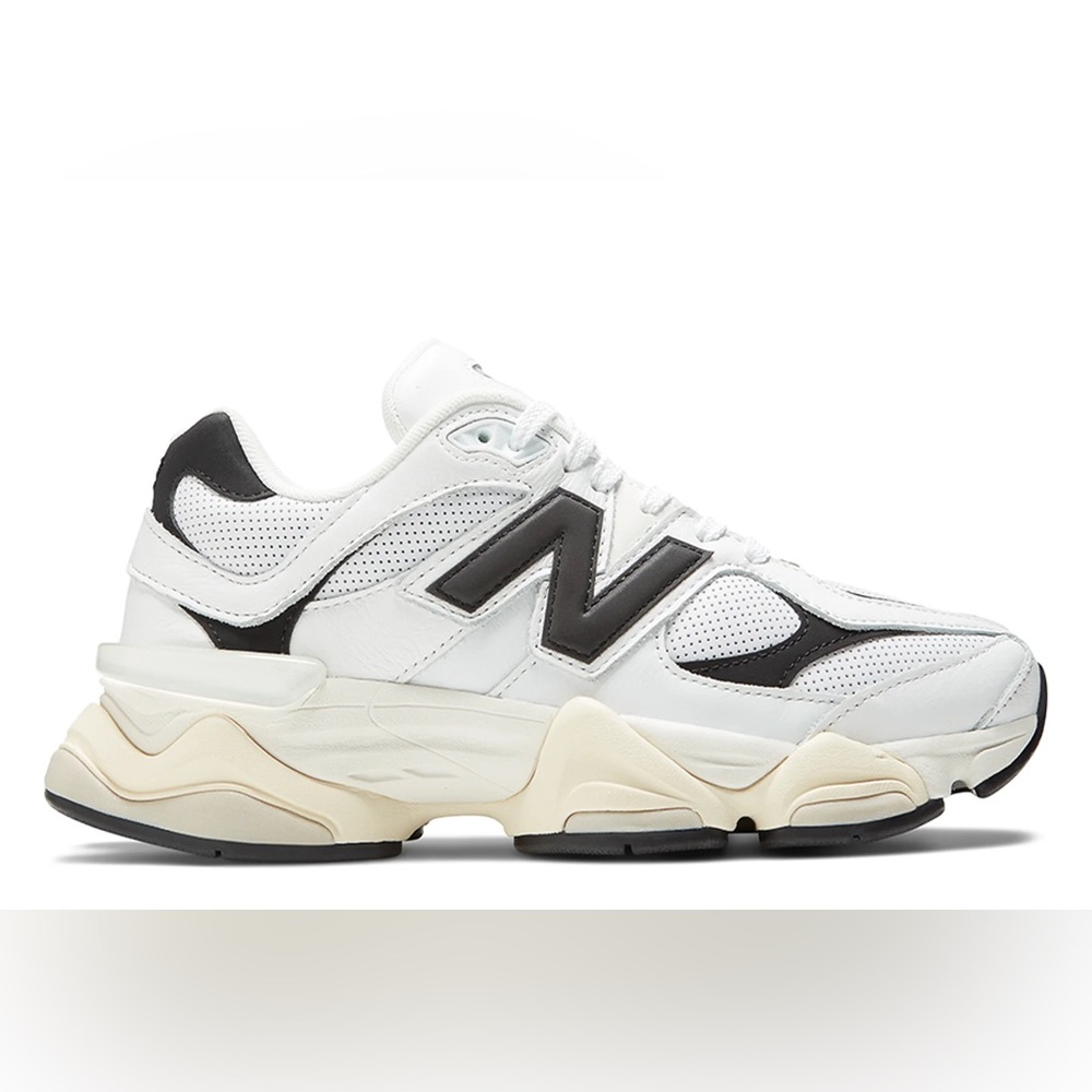 🖤🤍 NEW BALANCE 9060 BLACK WHITE 🤍🖤 - Picture 1 of 4